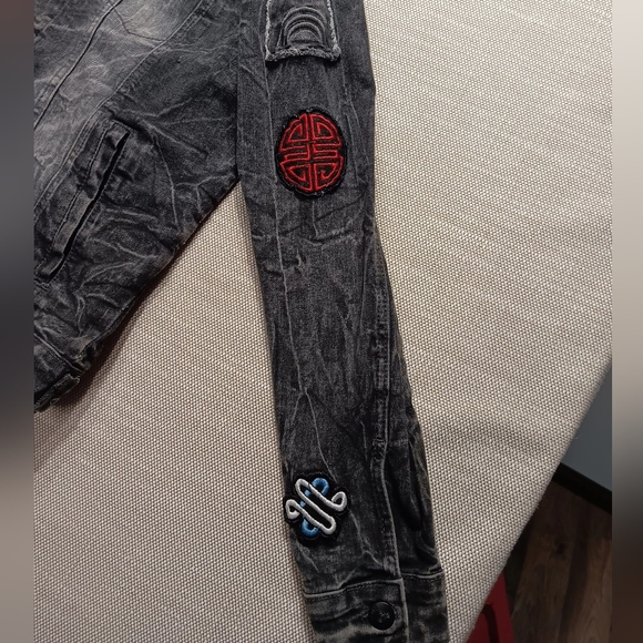 Y2K Southpole w/ patchs denim jacket, Small, Black/Charcoal denim, Great cond. - Picture 6 of 10